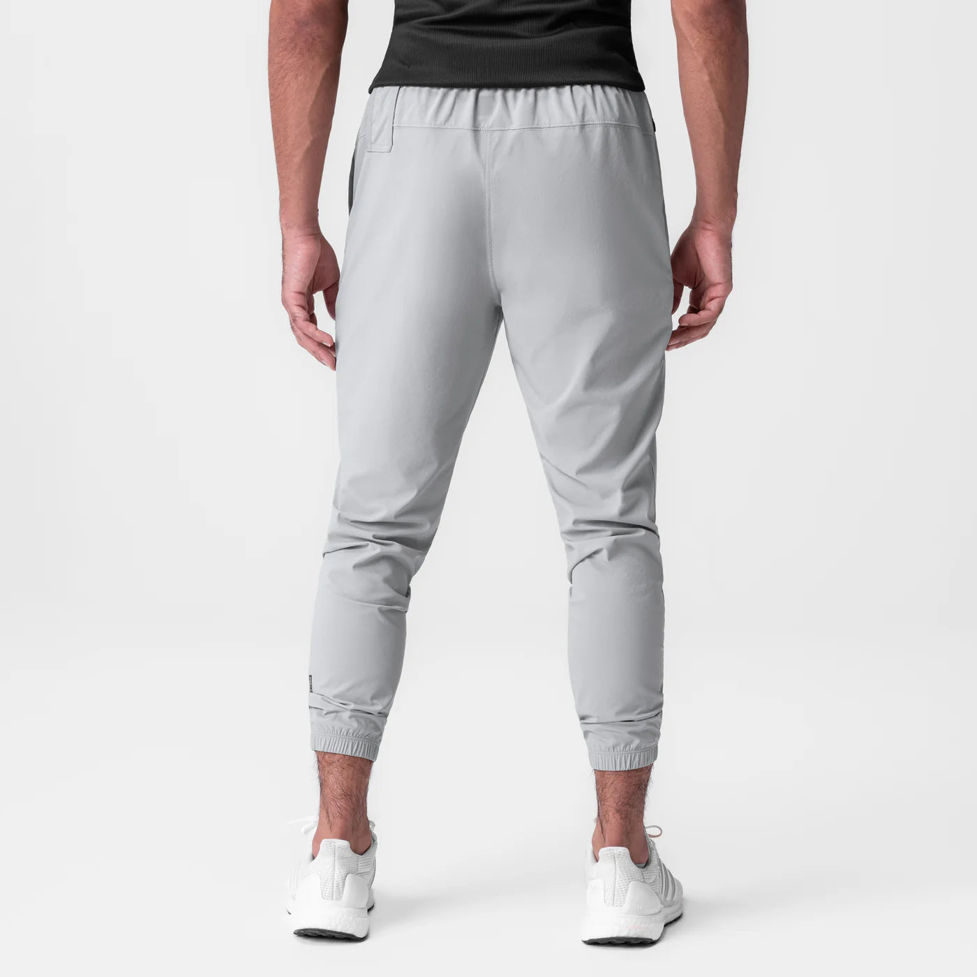 MJ5 Men’s Lightweight Performance Joggers – Water-Repellent, 4-Way Stretch & Training-Ready